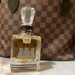 Juicy couture perfume
